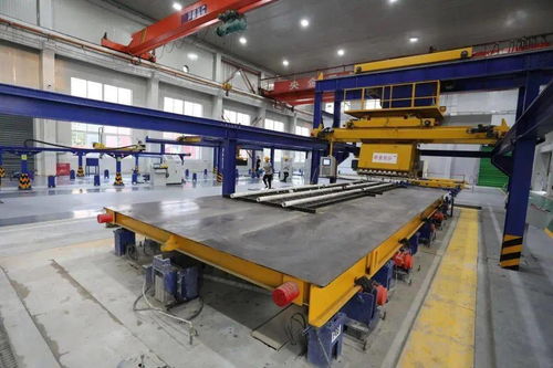 記者眼中的花園式工廠 建筑用金屬制附件及架座制造的新聞富礦