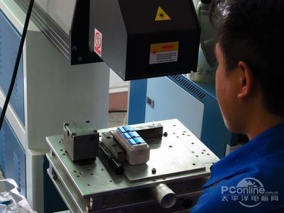 意想不到的復雜 百諾三腳架攝影包工廠行，探秘建筑用金屬制附件與架座制造的工業美學